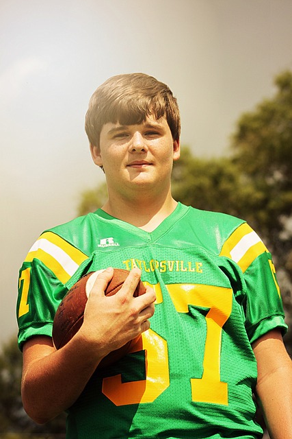 希罗36分吹杨29+12 阿德巴约两双热火胜老鹰.